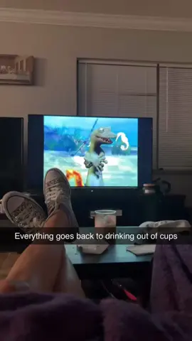 not my chair not my problem @kileyrr #drinkingoutofcups 