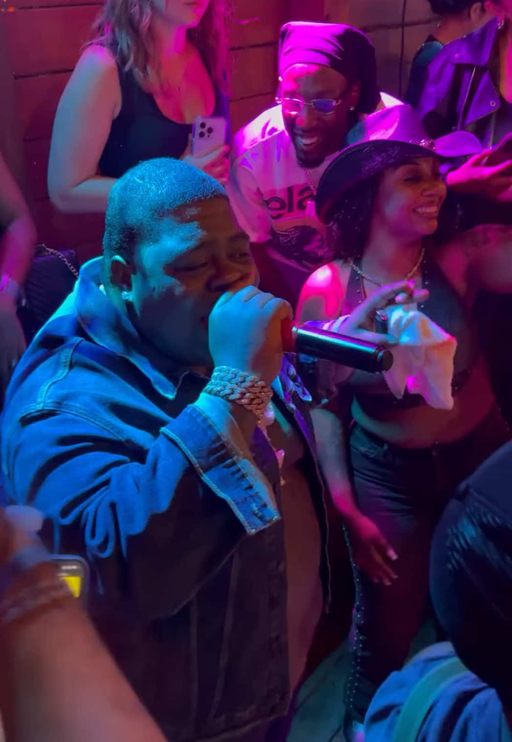SING X !!!! @BigXthaPlug #ihopeyourehappy #bigxthaplug #rapper #dallas #release #party #country #rap #texas #viral #trending 