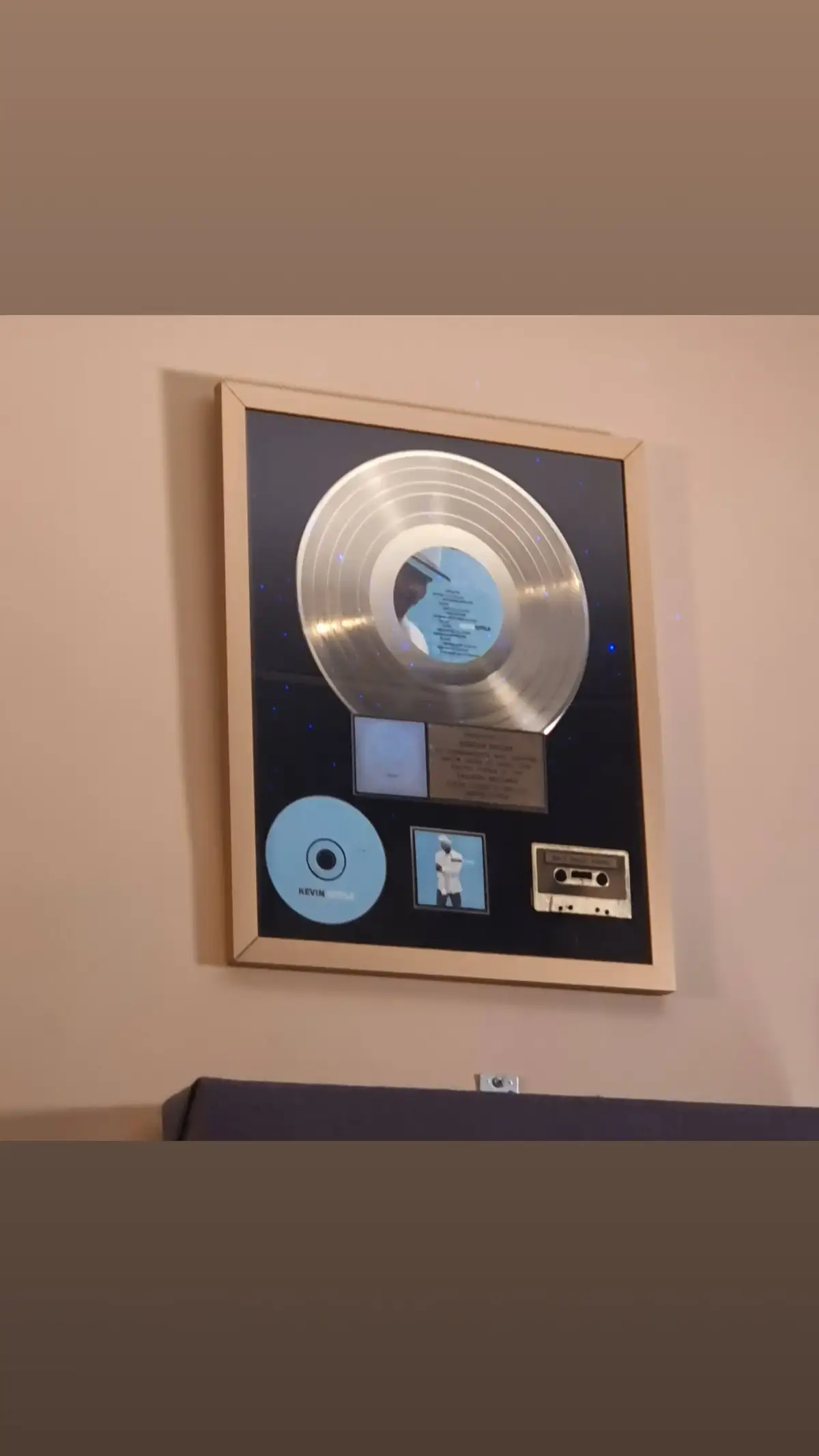 Kevin Lyttle @Kevin Lyttle - Self-Titled Album Gold Plaque (500,000+ Sold in the USA 🇺🇸) 🪙🏆😍🇻🇨 He is one of my biggest musical influences and inspirations.  I'm at Sky Studios NYC with super producer Adrian Bailey for the second time. Working hard and creating some amazing music. Dream come true. My fave SOCA producer ever! 🎙🎵🇻🇨🇺🇸 #TurnMeOn #KevinLyttle #Soca #NYC #SocaSamuel 