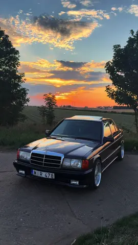 🥹 #190E #w201 #mercedesbenz #bbswheels #fucktheplastic 