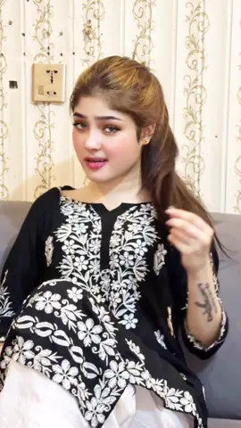 okay understand..!!!!!💋#alishaqureshi138 
