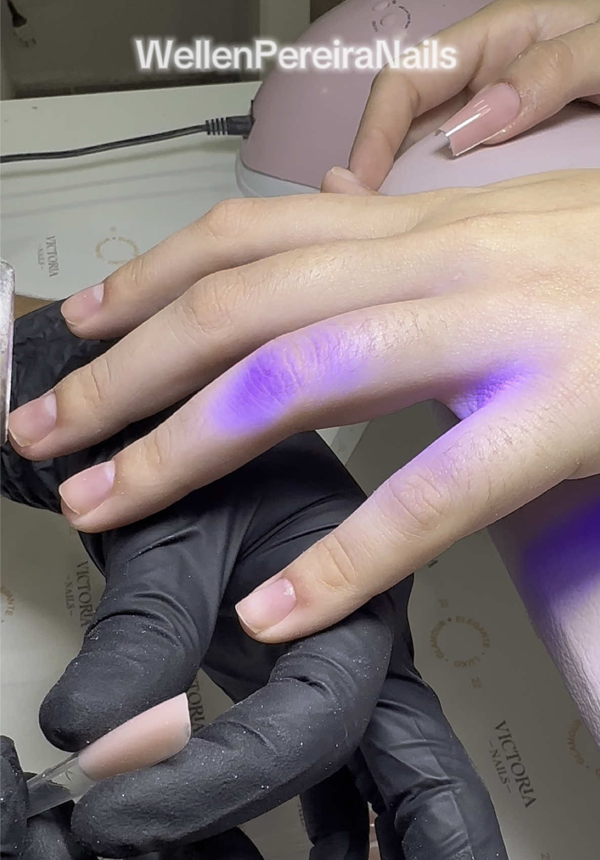 🔥 Uma acoplagem Com controle de produto faz toda diferença! 🔥 MOLDF1 REDUÇÃO DE TEMPO  Produtos @Victoria Nails  gel: Narked ❤️ . . . . #unhasdegel #alongamentodeunhas #gelnail #nailsartvideos #nailart 