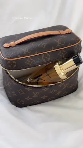 Just a few drops away from good hair days only. This @Kérastase hair elixir has been my holy grail. Smooth, shiny, and frizz-free all day long. #KerastasePartner #KerastaseUSA 