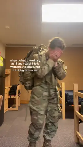 up next.. 7 mile rucks.. also got new gear and don’t know how to act 😗😗 #miltok #securityforces #militarylife #militarywife #military 