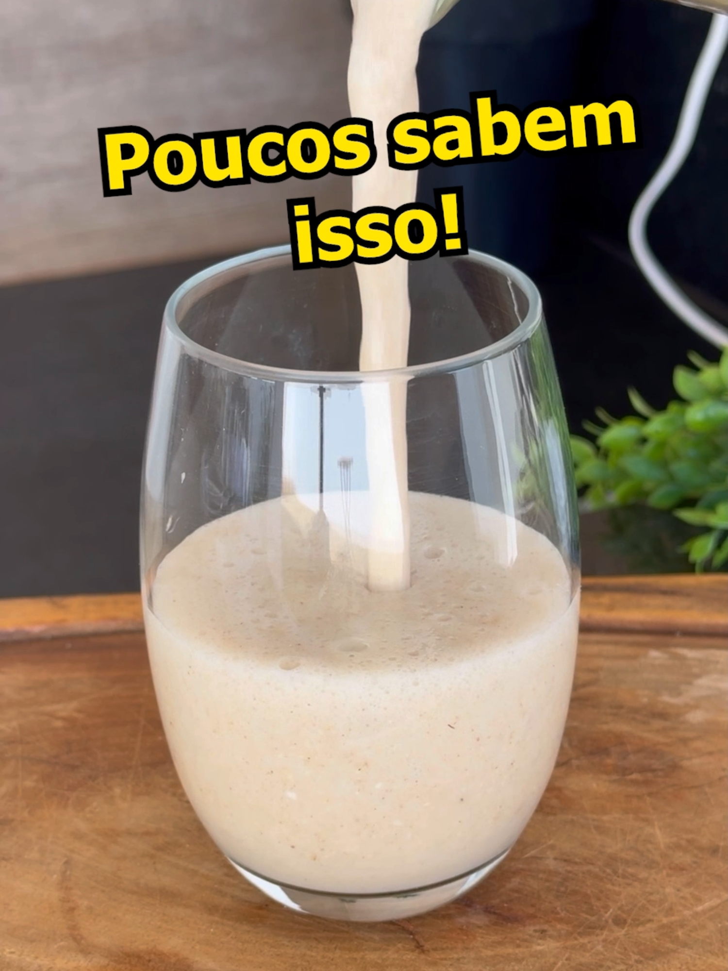 Misture banana com abacaxi para os seus joelhos