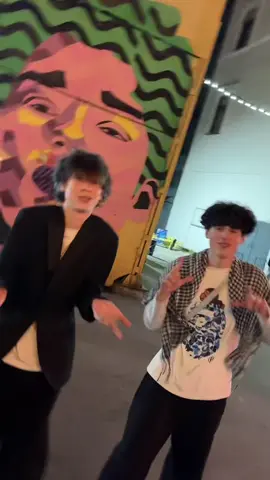 саб на инст штаны - @Portego @ZHYRIK #рек #рекомендации #fyp #on #foryoupage 