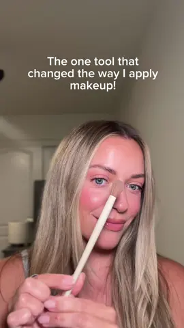 This one brush doesn’t seem like a lot, but when I learned that you can use a brush like this to set your powder I was hooked! My foray into setting powder began in 2016 on a friend’s bachelorette party, when my friend taught me how to bake. Back then I used a damp beauty blender (which is still ok to do!) Once I learned about using a brush for light layering, my application game was elevated a couple notches.  You don’t have to use this exact brush, there are all kinds of options at different price points! What’s one thing that became a staple in your makeup routine? I wanna knowww 👇🏼 #makeupbrush #makeupstaples #powderbrush #fyp #fypシ 