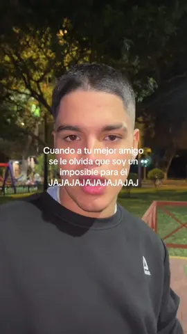 JAJAJAJAJA ES JODA, PASÓ SU NUMERO POR UN POLLITO A LA BRASA