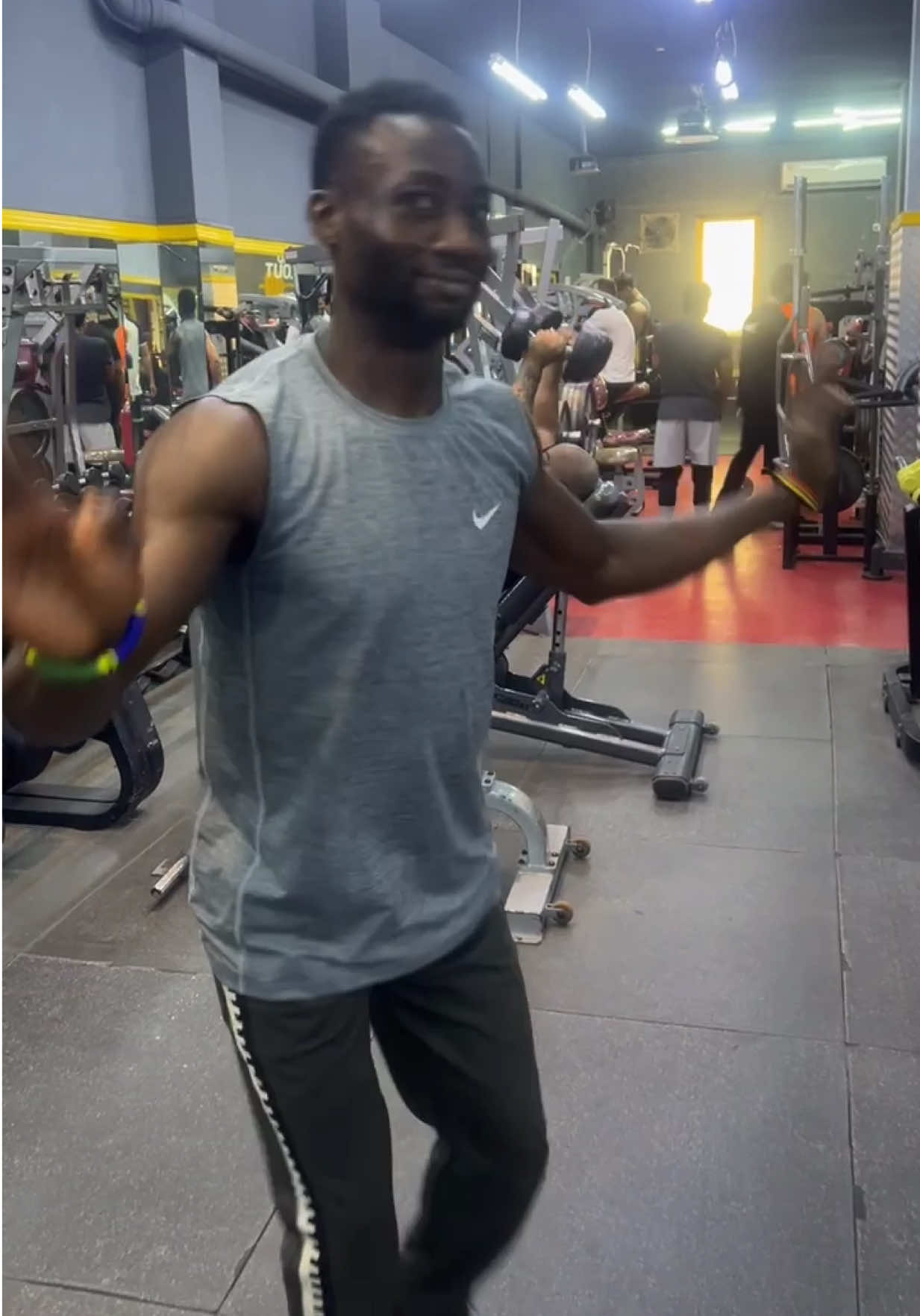 Greetings and respect people of Pakistan . Pablo positive mindset  🇵🇰 💚🇵🇰✊🤍🏋️‍♀️🔥😂. . #positi #pakistan #pakistanzindabad #zindabad #trending 