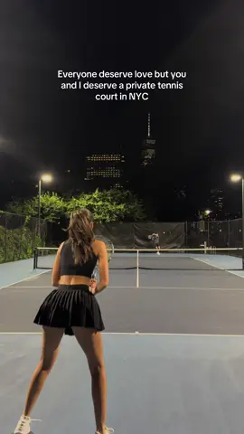 Tennis at night in NYC hits différent 😍