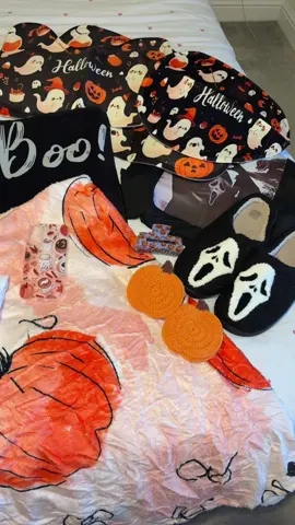 SHEIN did NOT disappoint!! I’m ready for ‘ber’ months!💀👻🎃🍁🍂🍃#shein #autumnaesthetic 