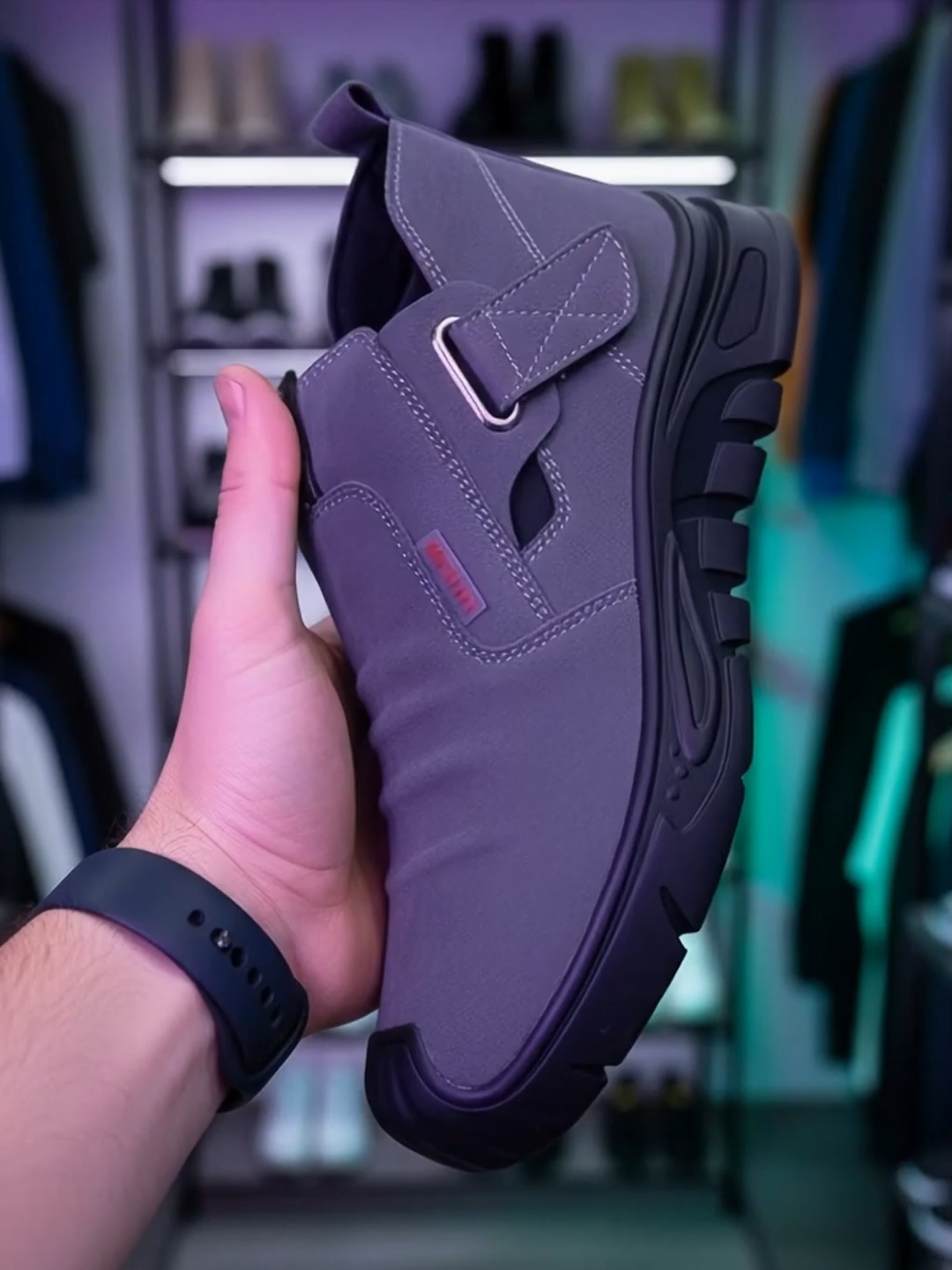 Sepatu Safety kulit sapi asli yang super kuat & tahan banting!