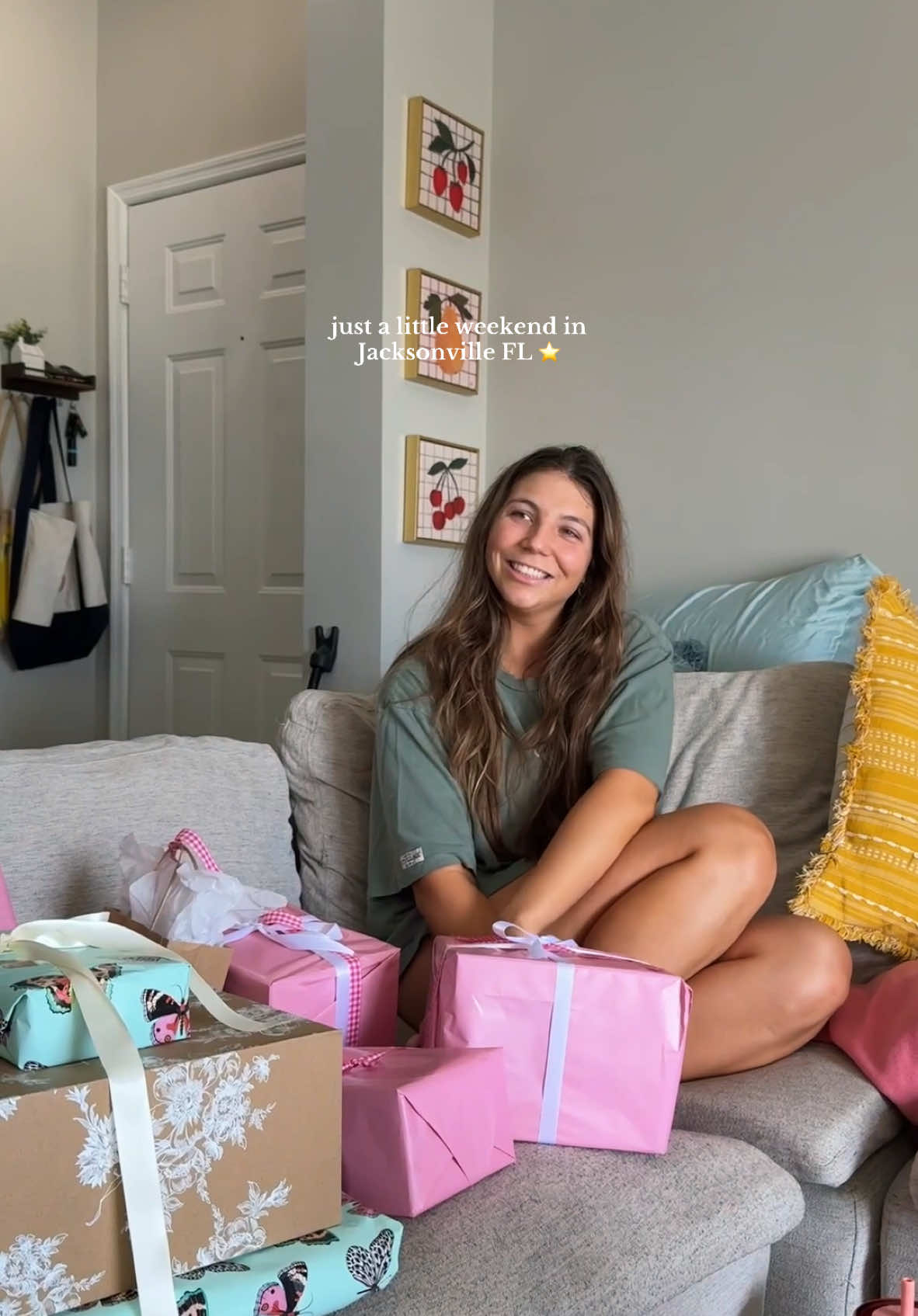 Would do anything for some Cruisers cheese fries rn 