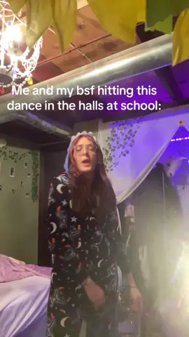 @steff🦋🦋 we were in sixth grade hahaha #fypシ #xyzbca #fyp #viral #dance #nostalgia 