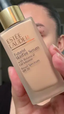Smooth, hydrated and glowing skin is just a few drops away. Shop Futurist Skin Tint at 25% off now. #FuturistSkinTint #esteelauder #SkinTint #LightweightMakeup #SummerMakeup    