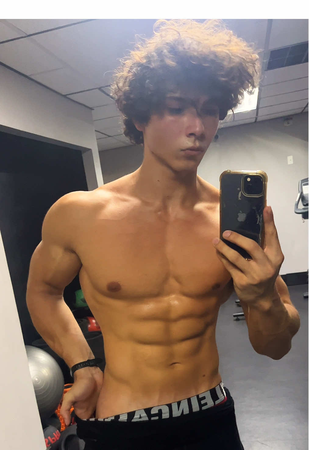 ty all for the support on the @Breathedivinity drop 🙏 #gymmotivation #davidlaid #GymTok #aesthetic #mog 