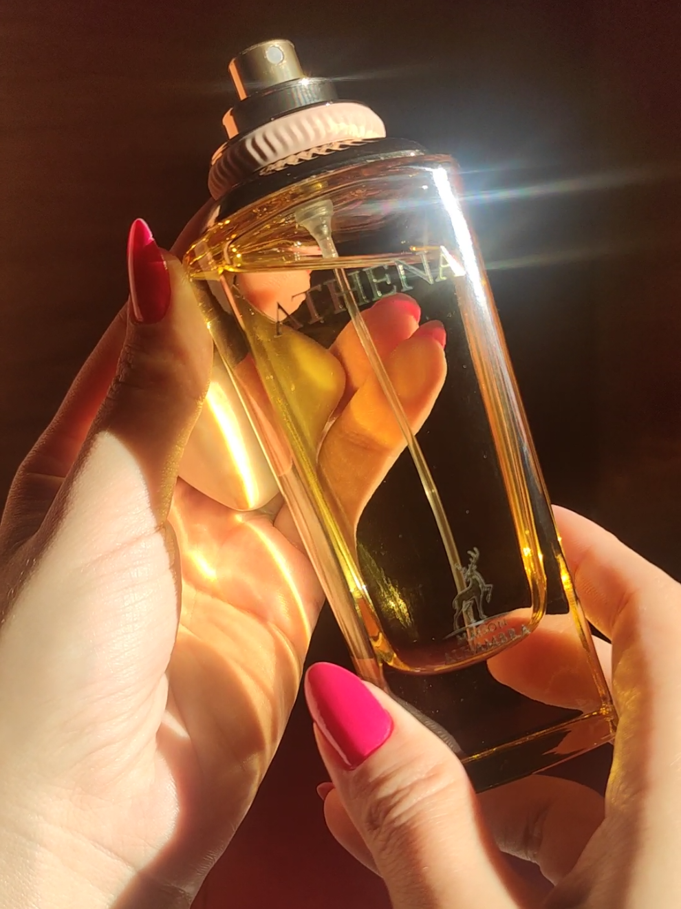 O meu favorito do momento! o perfume Athena da Maison Alhambra é simplesmente perfeito ✨  #ugccreator #ugcexample #perfumearabe 