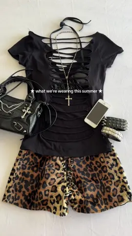 alternative summer outfit inspo for anyone wondering what to wear this summer😜 #alternativefashion #alternative #outfitinspo #indiesleaze #Summer 