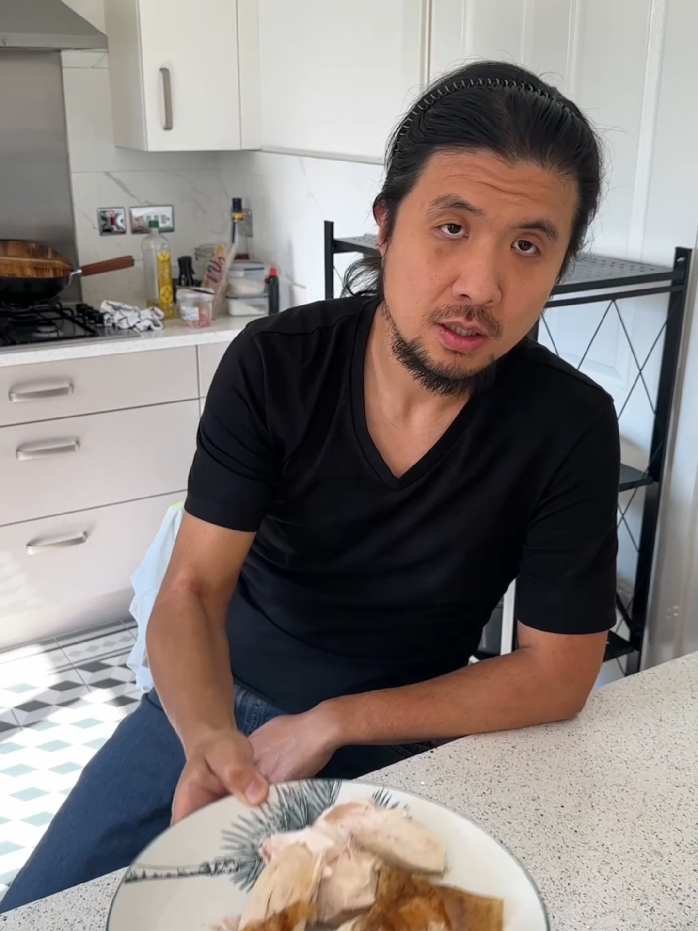Can you put warm food in fridge?  #cooking #cookingathome #kitchentips