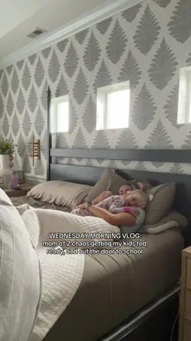 The song choice on the way to school gave me major nostalgia 🥹🫶🏻 #MomsofTikTok #mommornings #morningswithkids #toddlersoftiktok #toddlermomlife 