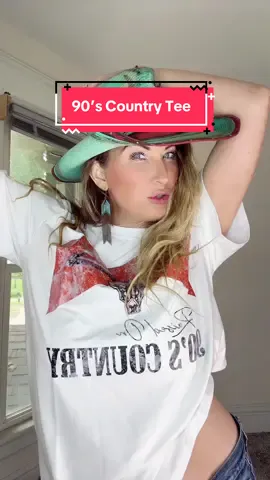 Woulda been a lot smoother if my kid hadn’t smushed my hat! 😒#90scountry #90scountrymusic #countrymusic #lipsync 