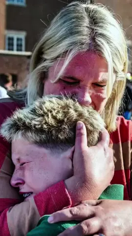 COMENTA tus condolencias para las familias afectadas 😞💔 #USA #mineapolis #urgente #breakingnewsviral   