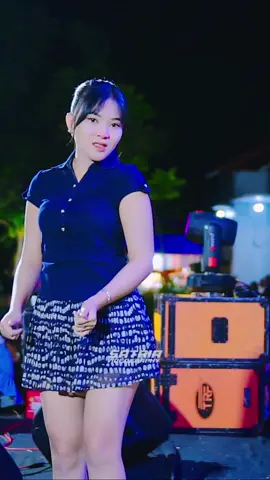 @ifaaulia__ @ameliamusic49 @konco_ojink_pamotan2 #ameliamusicpancenjozz #DANGDUTVIRAL #infoorkesjepara #satriavideography #CAKRANADA #TANPANAMAMUSIC #DANGDUT #PATIVIRAL #KARNAVALNGIRI #fyppppppppppppppppppppppp #KARNAVAL #mahesamusic