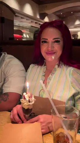 @Ħẽçțõr Mẽjĩã🙏🏾 what more can I ask for I celebrated my birthday in #hawaii with the love of my life thank you 😊 Jesus for my blessing My husband #foryoupage #cheesecakefactory 