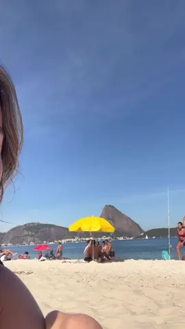 A praia do Flamengo sábado estava perfeitaaaaa #praia #riodejaneiro #girls #Summer #summervibes 