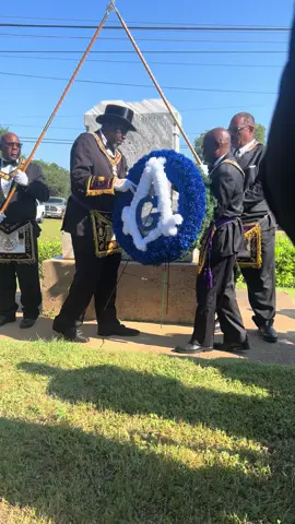 Please enjoy these videos from the wreath laying ceremony. They capture the spirit of the occasion and the pride we share in celebrating 150 years of Texas Prince Hall Masonry. #150YearsOfTexasPHA #TexasPrinceHallFreemasonry #Sesquicentennial #MasonicLegacy #Freemasonry 