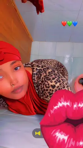 #queennajuu92 