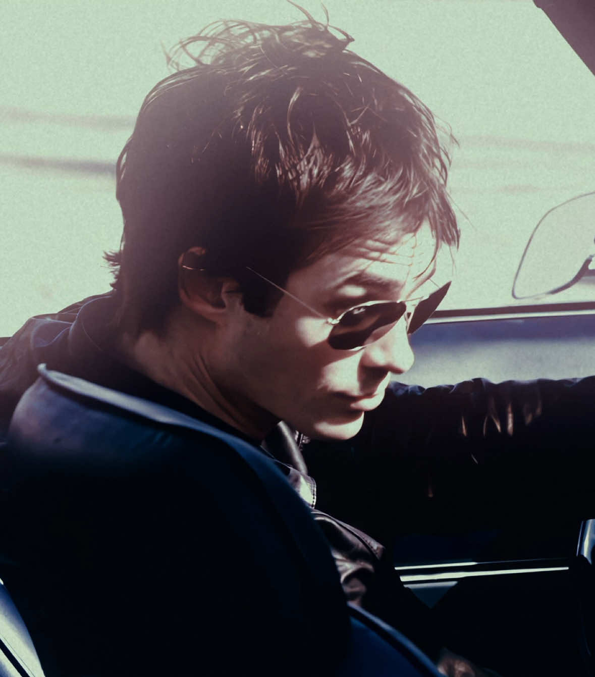 enjoy the sun / @c @𝖇𝖊𝖓 @mikayla / #fyp #edit #thevampirediaries #damonsalvatore original content no qrs