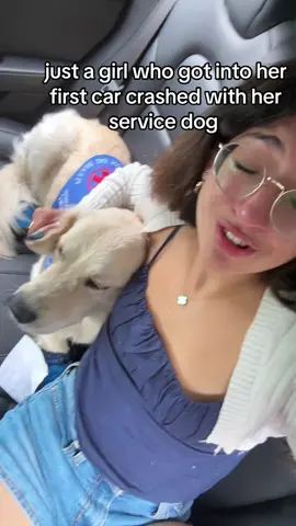 He’s so anxious and I feel so bad. I feel like the worst dog mom #carcrash #girl #goldenretriever 