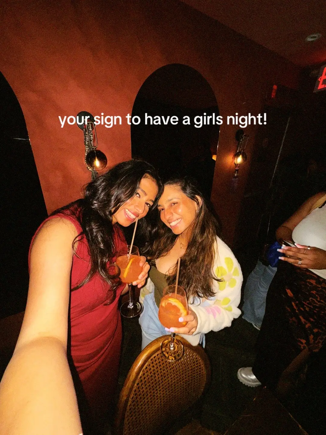 a cutie girls night it was :) @GirlsWhoMeet had their three year anniversary a few months back! HIGHLY recommend their events to any girls who are looking for friends in nyc!! #fyp #nyc #girls #friendship #girlsnight 