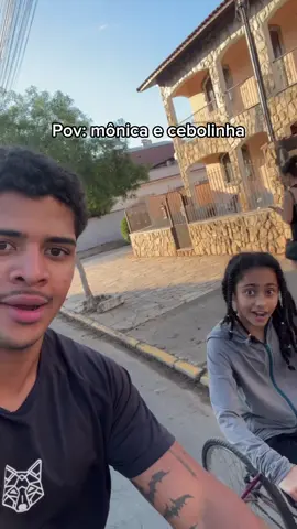 mônica, a lombada (ela conseguiu xingar a minha mãe e a dela junto KKKKKK)