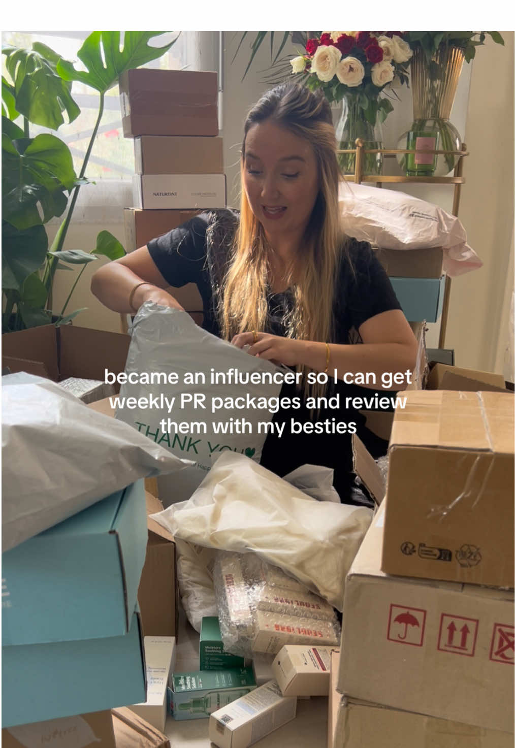 Post that content 🙂‍↕️ so grateful for this community 🫶🏻 girls supporting girls ✨ #girlssupportgirls #girlssupportinggirls #microinfluencertiktok #growingtiktokaccounts #roadto10k 