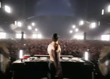 @Restricted #rave #ravers #Tech #technology #techno 