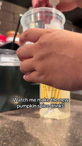 The pumpkin chai tho 😮‍💨  Which is your favorite fall drink? ⬇️🤔 