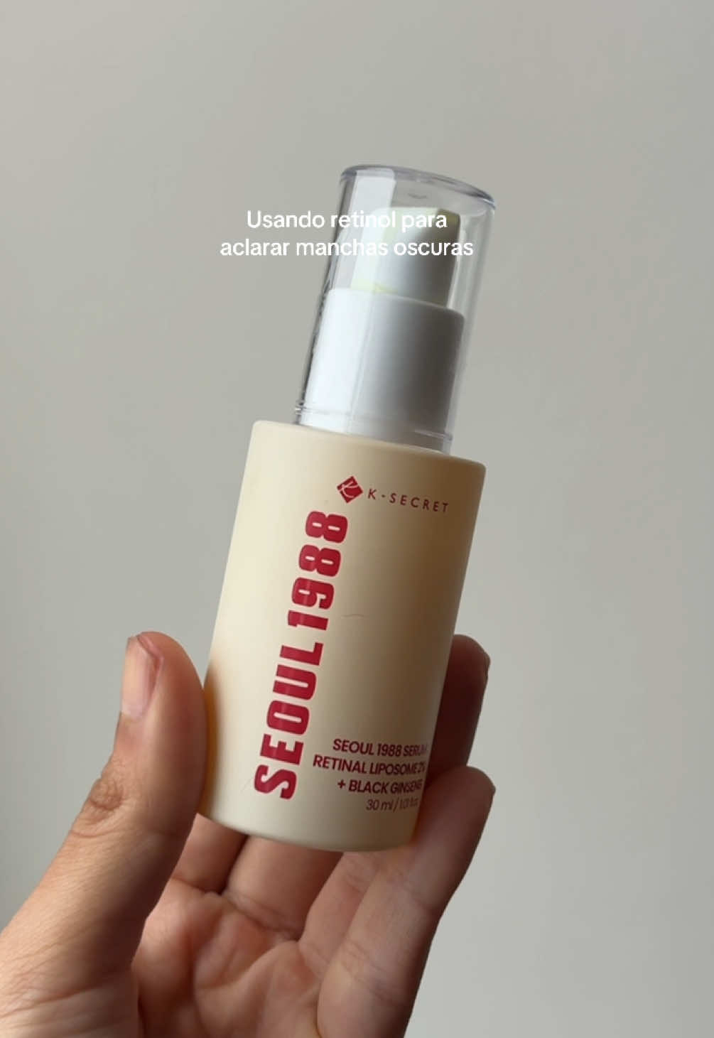 Amigas enserio quede muda porque yo no se porque TENÍAAA esa mancha solo en ese brazo y no se iba con nadaa!! Y el retinol me ha ayudado demasiadoooo y eso que recien voy dos semanas usándolo🫰🏻 yy tambien lo estoy usando en mi cara para comedones cerrados asi que en unas semana review 💋 lo pueden conseguir en Yesstyle y usar mi codigo de descuento HAIICZ11 💌 #retinal #retinalserum #seoul1988 #manchasoscuras #ksecret @KSECRET GLOBAL 