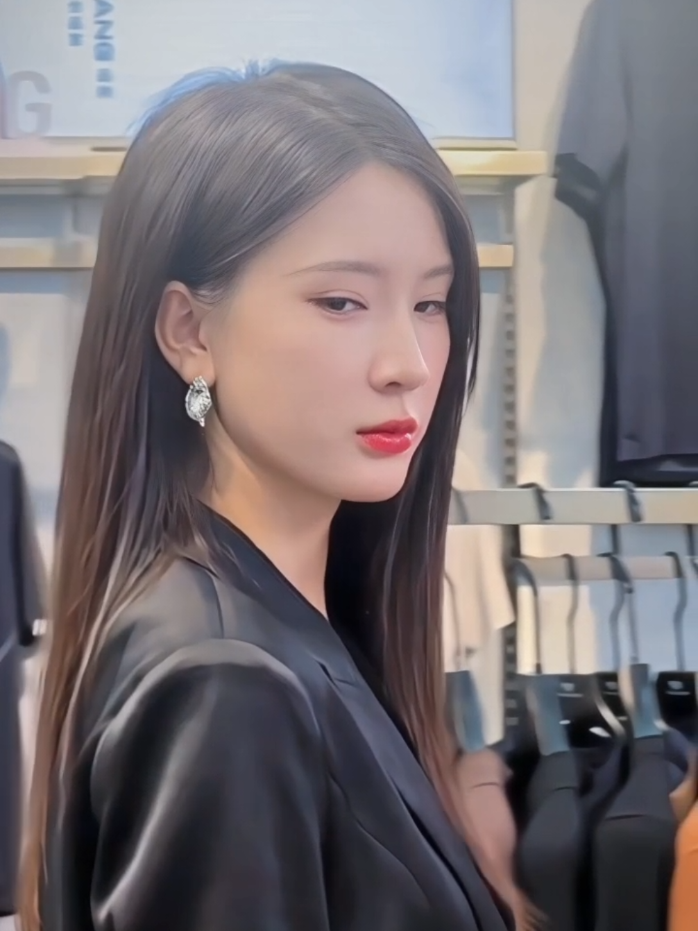 the appearance of a CEO🥶 #yangjie #friskalaguna #douyin #foryou #fyp 