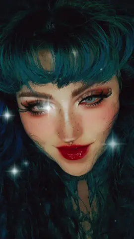I just came to say hello my darlings 🖤 happy hump day 😉  #alt #mua #makeup #lgbt #snarlsbox 