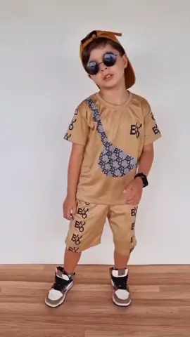 👕 Conforto e estilo para os pequenos! 🔥 Conjunto Infantil Juvenil Masculino – tecido dry fit respirável, leve e ideal para o dia a dia cheio de energia. Disponível do 4 ao 12 anos!#ModaInfantil #LookInfantil #ConjuntoInfantil #ModaJuvenil #EstiloInfantil 