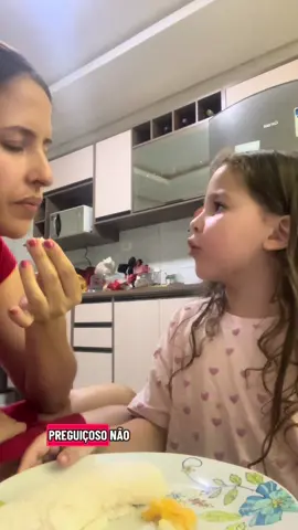 Tapioca é  janta de preguiçoso? Deixe aí nos comentários kkkkk#criancaraiz #foryou #tiktok 