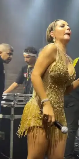 Eterno K favelado chique ❤️‍🔥💭#tipografia #musicasparastatus #romantico #lurics_songs #eternokevin #funk #mckevin #forrou #fy #fyp #entregatiktok #lyric