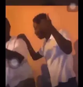 Biss là-bas 🕺.         #fyppppppppppppppppppppppp #225🇨🇮 #joie #danse #ivoire_humour🇨🇮🇨🇮 