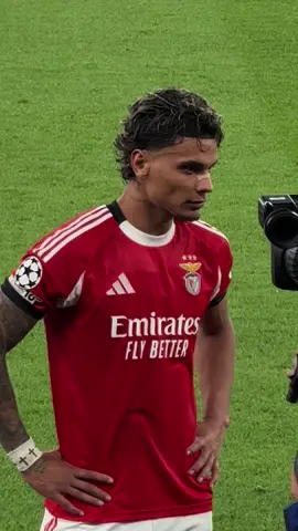 Thought some girls might appreciate this video of Richard Rios 😏 #richardrios #benfica 