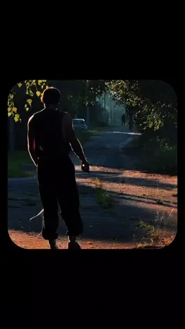 E se eu te dissesse… que ninguém no mundo merece ser machucado? 🤔 💬 Concorda ou discorda? . . . #reflexão #vida #paz #motivação #conciencia 