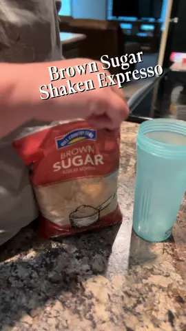 Brown Sugar Shaken Expresso☕️ #nestle #coffeetiktok #expresso #morningroutine #contentideas 