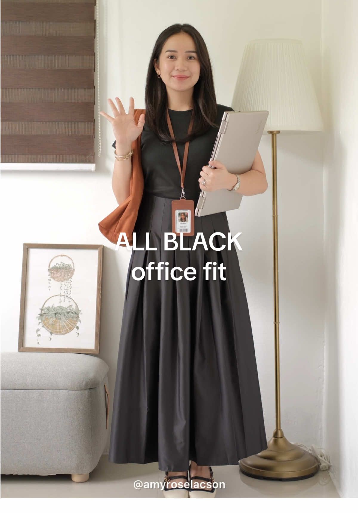 Replying to @notavailable Who says office looks can’t be all-black chic? 🖤 #officelook #officeoutfit #corporateoutfit #blackskirt #fashiontiktok  