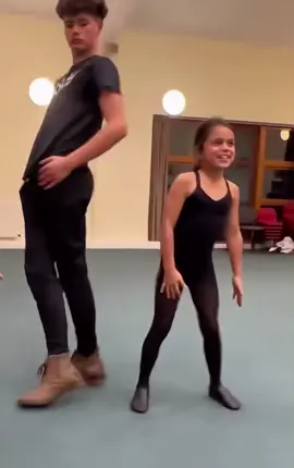 กำลังน่ารักสดใสเลยค่ะคลิปนี้เห็นแล้วใจมัมหมีมันพองโต 🥹💗 #อาราเบลล่าแสตนตัน #arabellastanton #hermione #harrypotter #hbo 